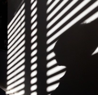 Stores intelligents : comment la technologie améliore votre confort à la maison ?