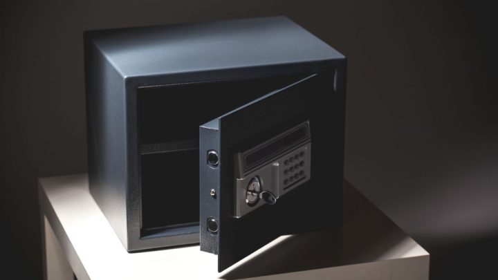 Coffres-forts ignifuges : Protégez vos documents importants des incendies