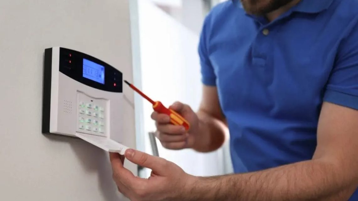 Motorisation de portail La Rochelle : les technologies et le choix